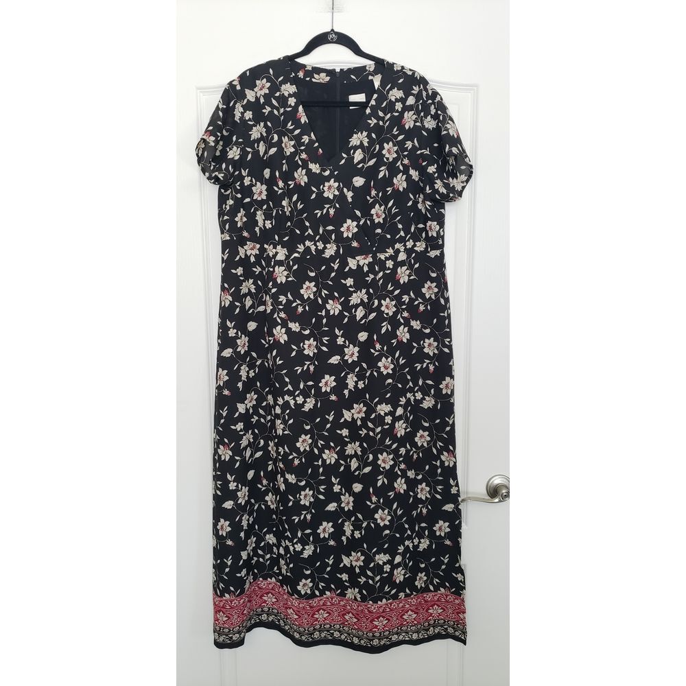 Emma & James Floral‎ Maxi Dress Sz 16W Boho Cottagecore Dark Romantic Beachy
